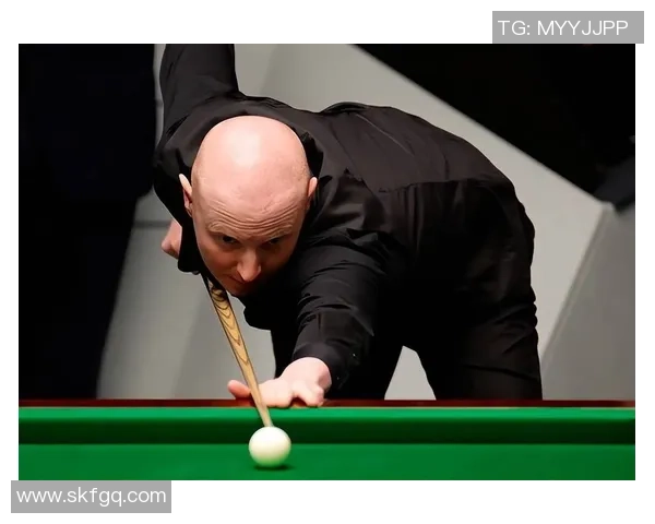 斯诺克再现大冷门：46岁国际亚军首轮出局，52位选手反转制胜